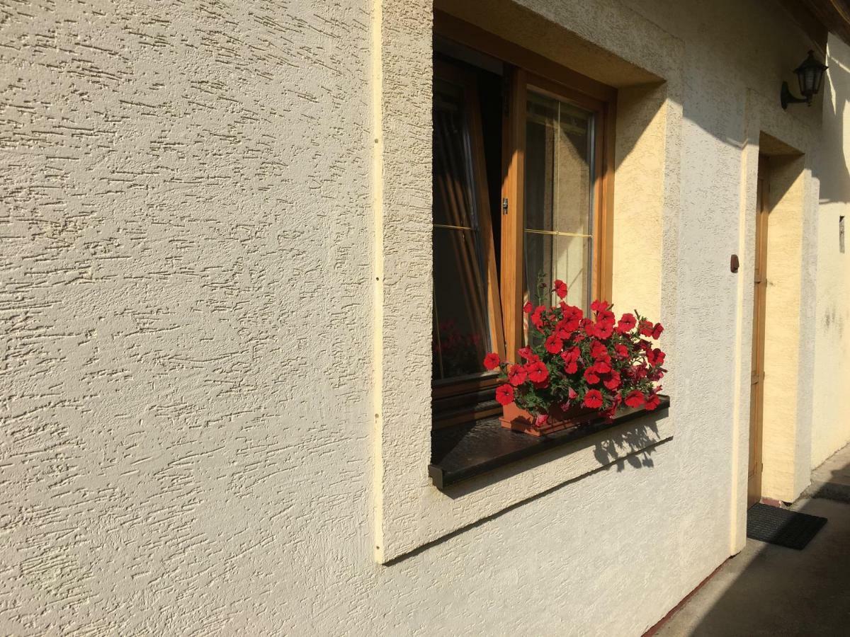 J&M Privat Apartamento Závažná Poruba Exterior foto