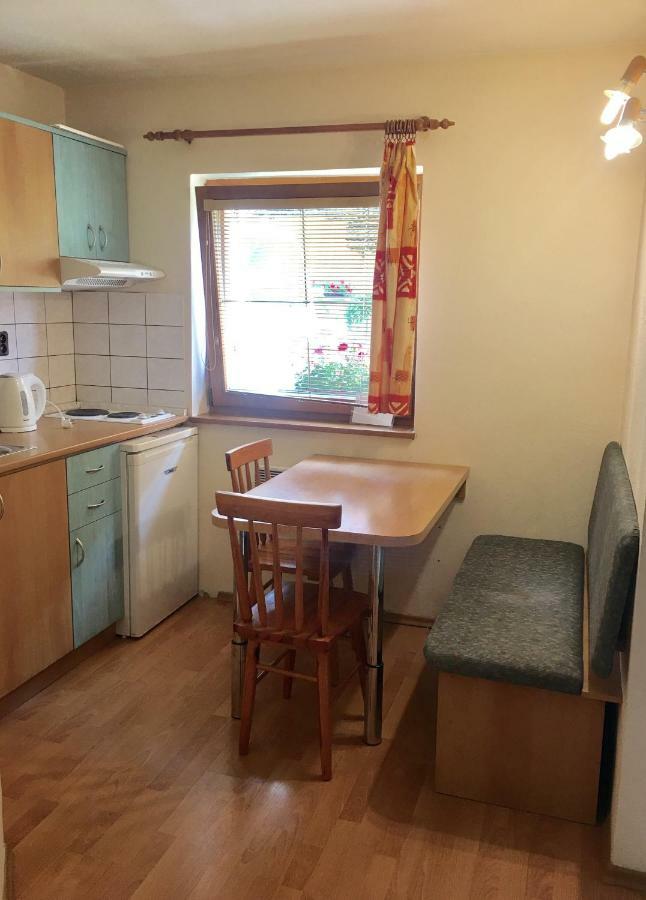 J&M Privat Apartamento Závažná Poruba Exterior foto